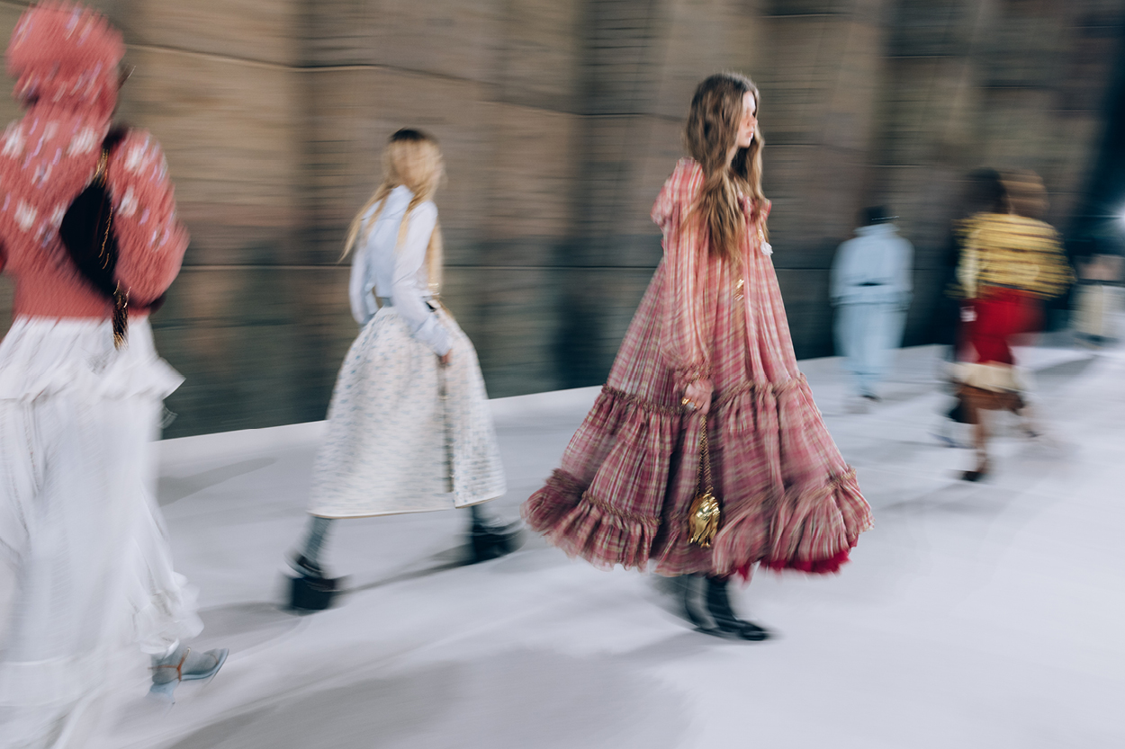 Discover the new collection by Chemena Kamali
