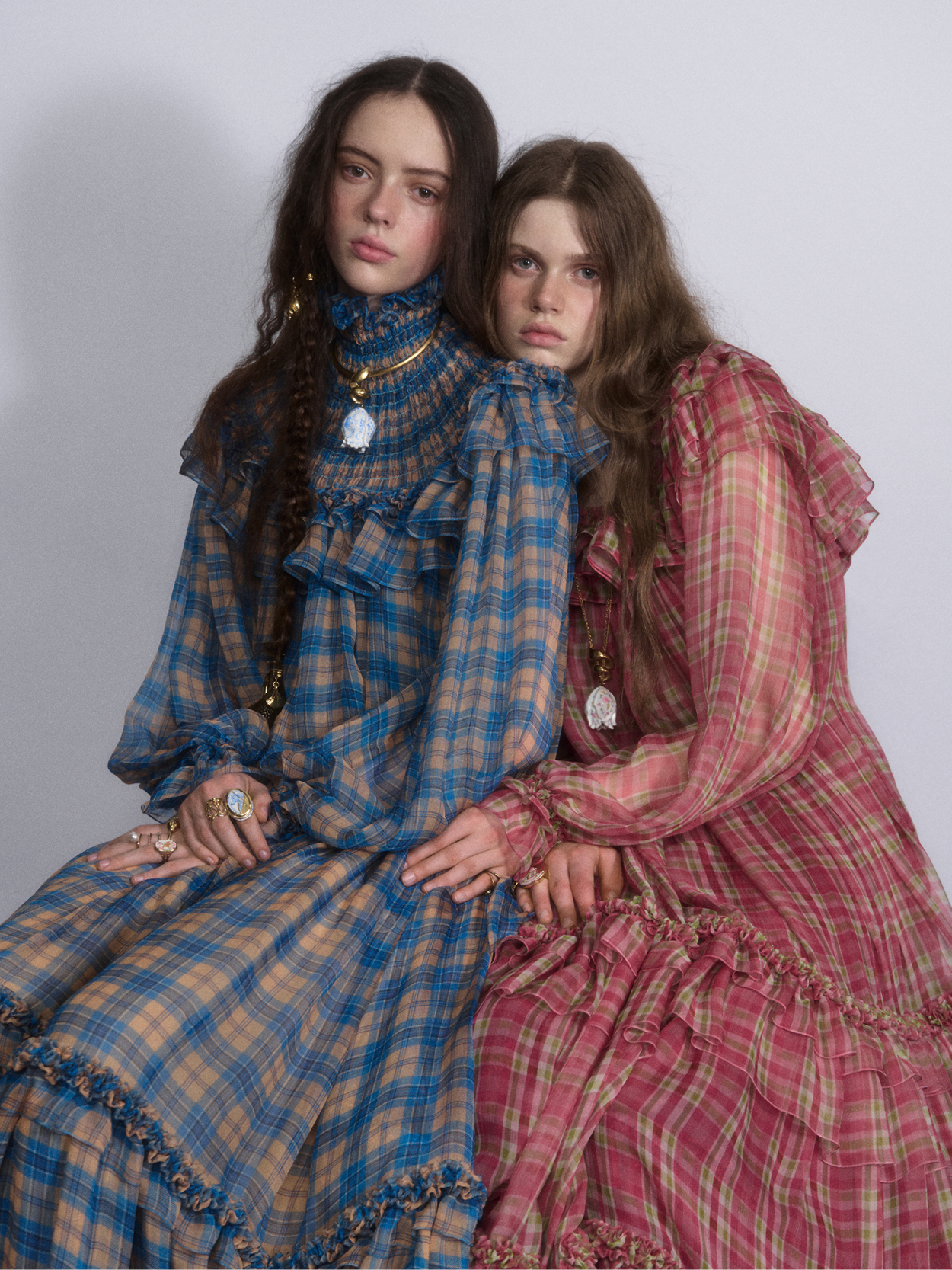 Discover the new collection by Chemena Kamali