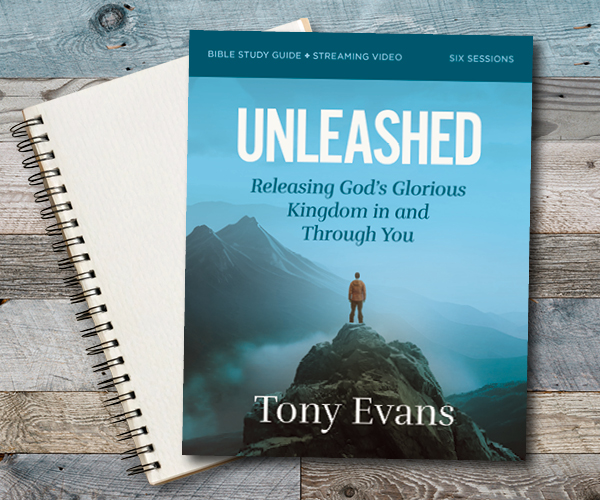 Unleashed Bible Study Guide plus Streaming Video: Releasing God's Glorious Kingdom in and Through You