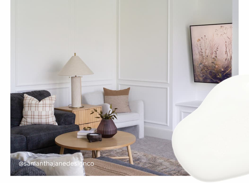 Living room featuring Whipped