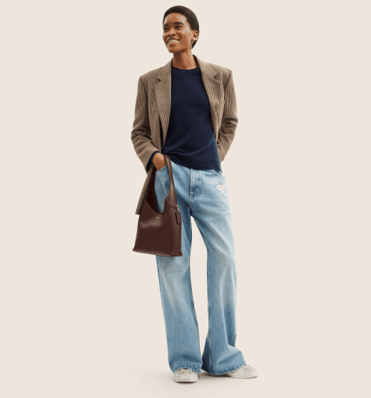 2. Pairs well with every look. 
