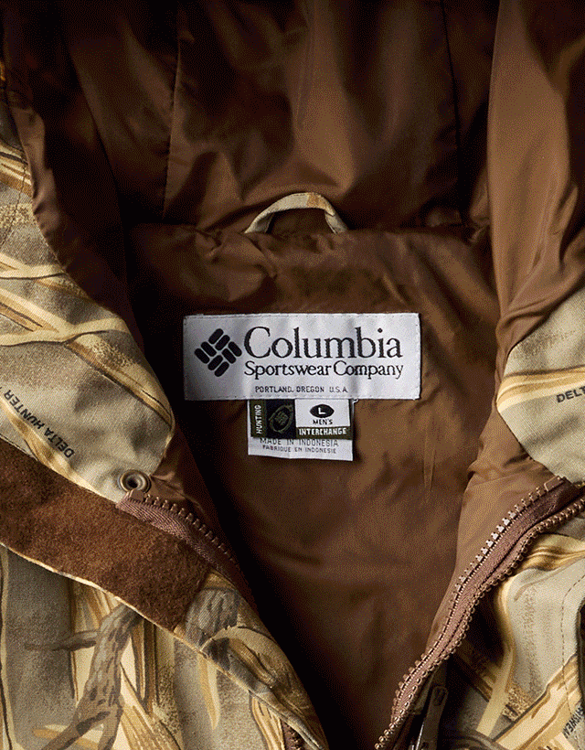Rotating images of Columbia gear. 