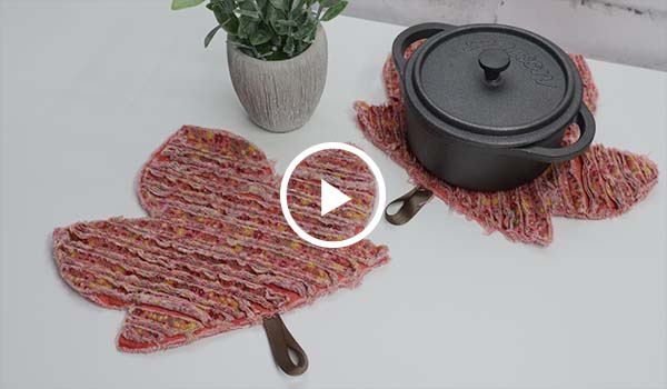 Chenille Leaf Trivet