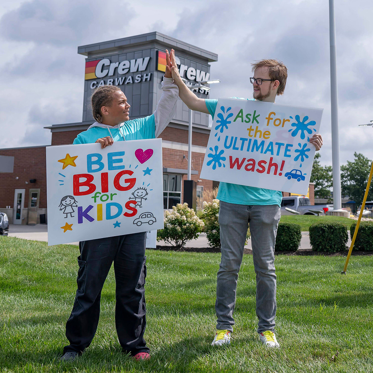Two Big Brothers Big Sisters volunteers