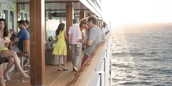 A Guide to Cruise Line Dress Codes