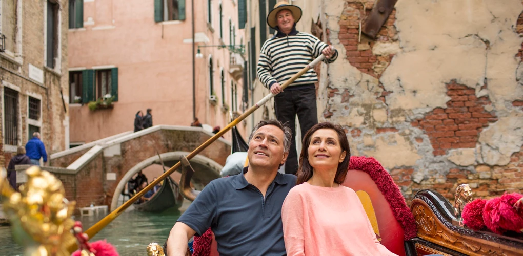 Gondola Ride Couple Canal Venice