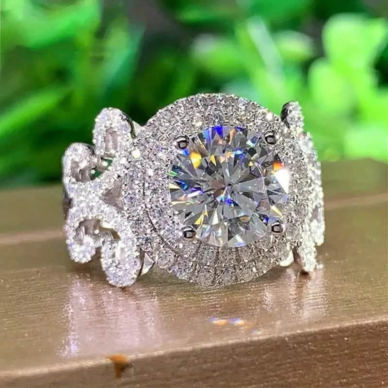 Image of Elegant Promise Ring Trendy Halo Design Silver Plated Paved Shining Rhinestone Engagement/ Wedding Ring
