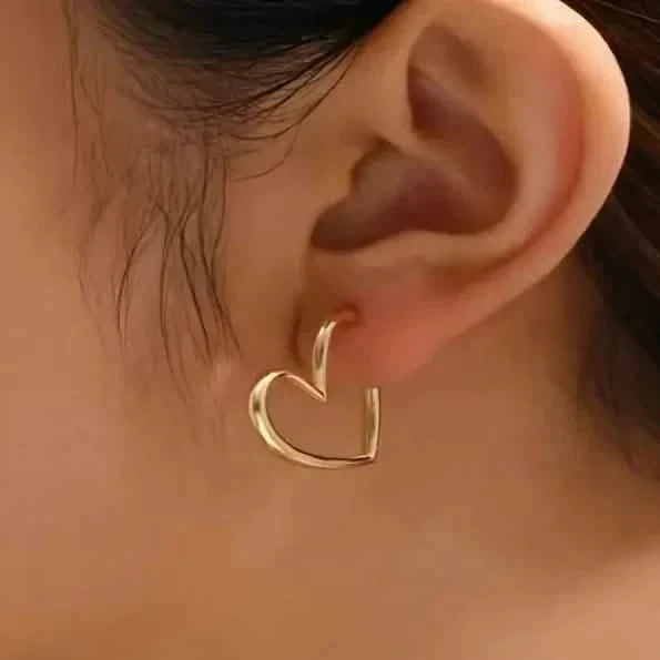Image of Chic Heart-Shaped Stud Earrings for Women