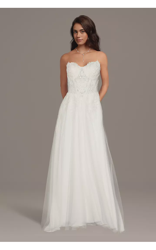 Strapless Tulle Ball Gown Wedding Dress