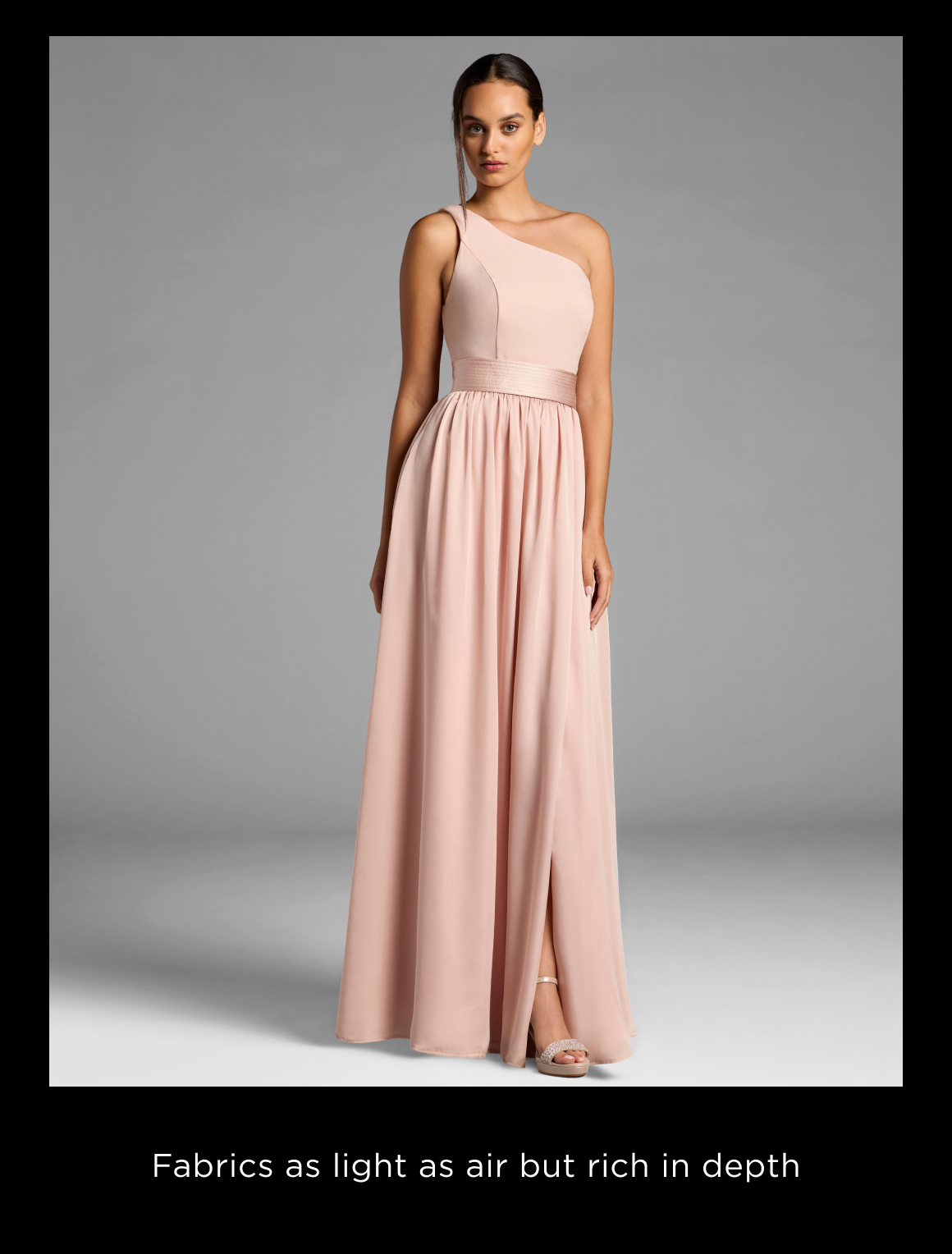Fabrics as light as air but rich in depth