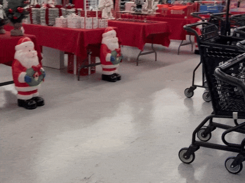 GIF of dd's shopping cart moving through a dd's stores