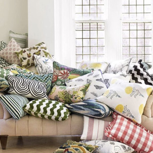 THROW PILLOWS