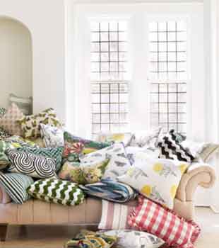 THROW PILLOWS
