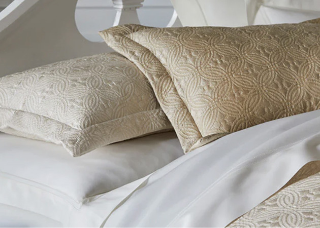 MEET YOUR DREAM BEDDING