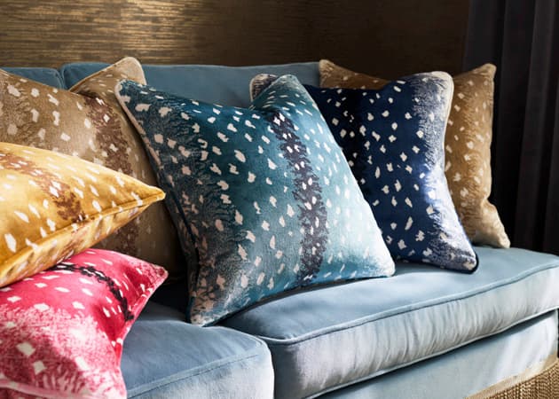 THROW PILLOWS