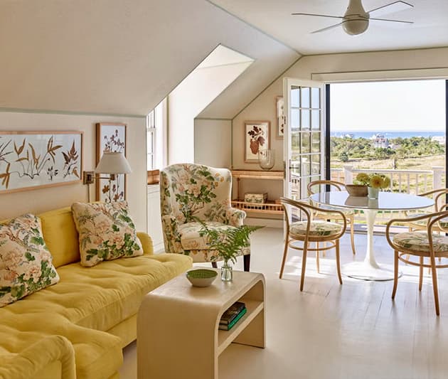 4 miles-redd-gil-schafer-block-island-guest-suite-1654111694
