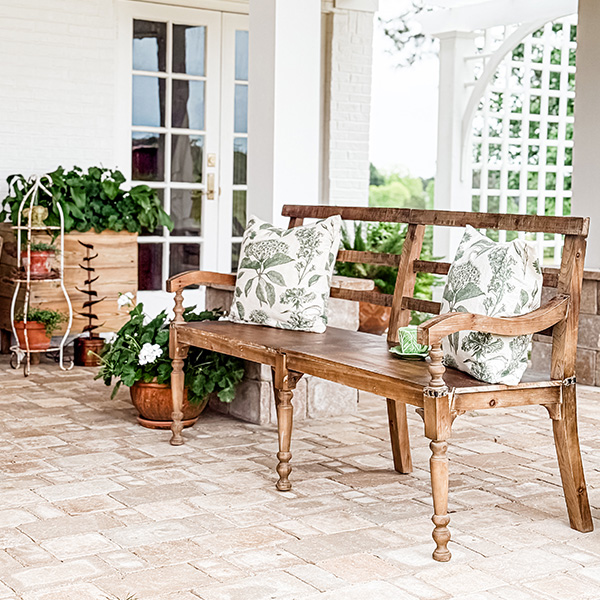 Decor Steals Main Deal