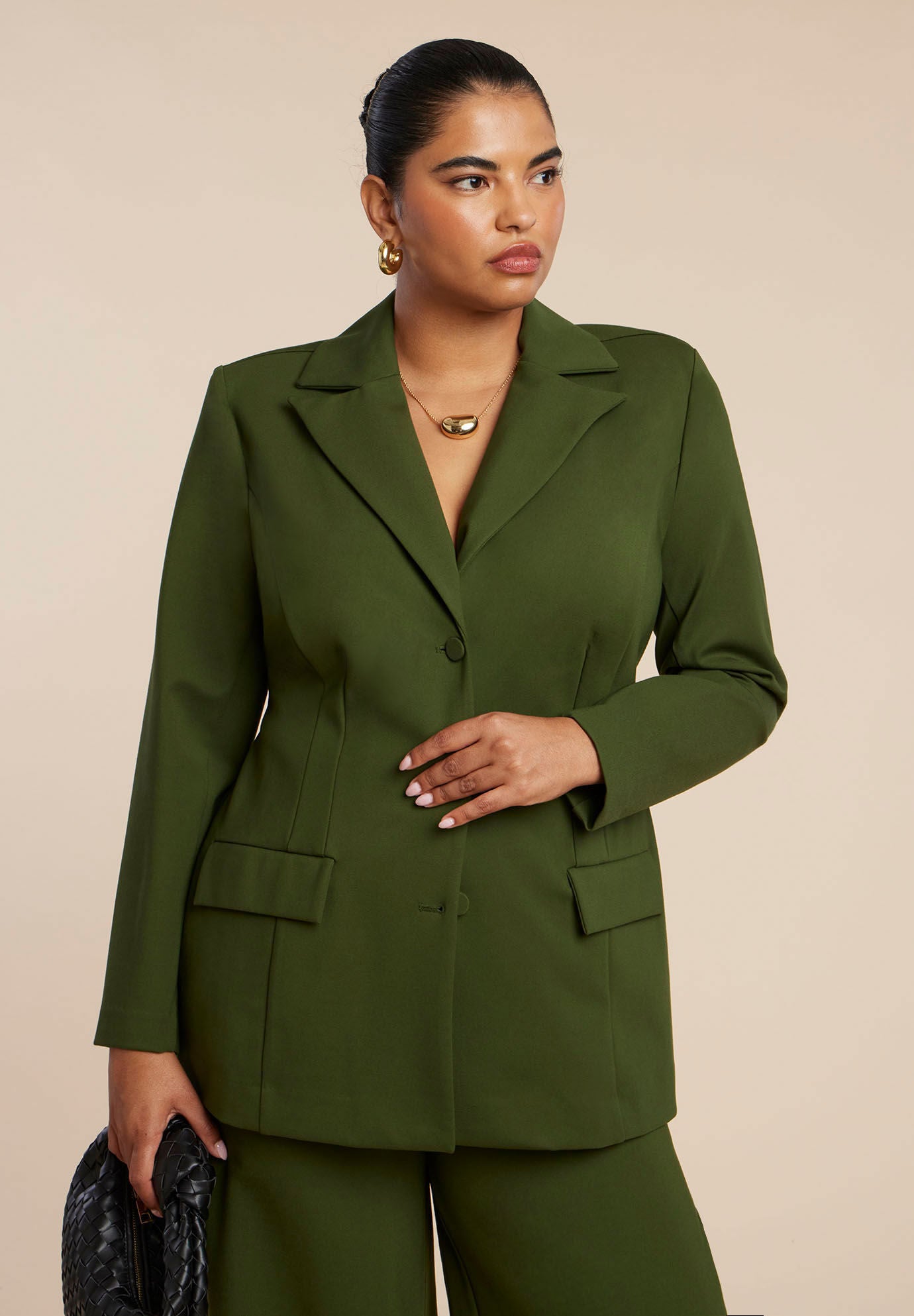 The Ultimate Nipped Waist Blazer﻿