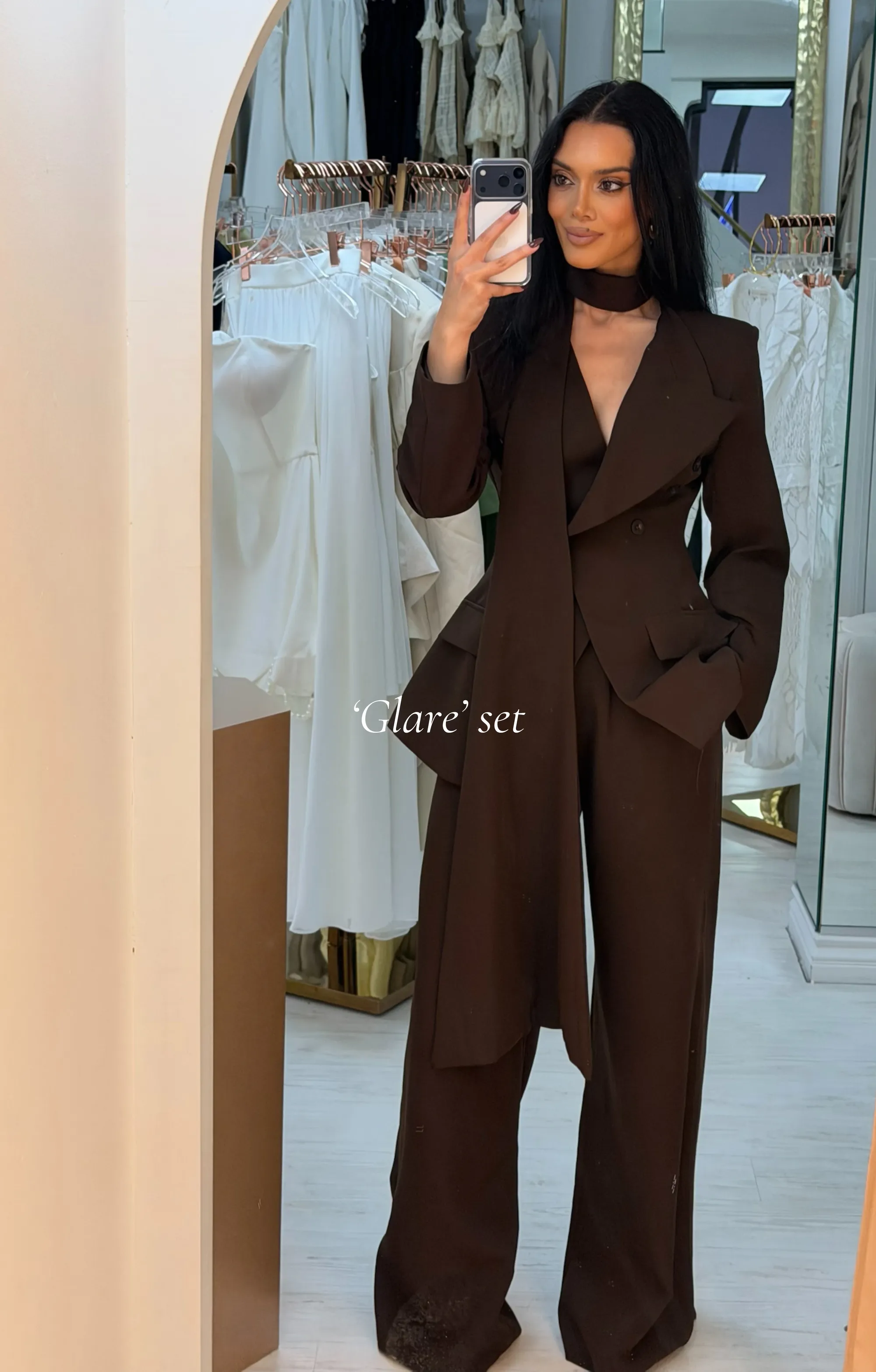 glare 3 piece set in brown