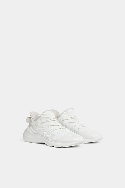 Fly Sneakers