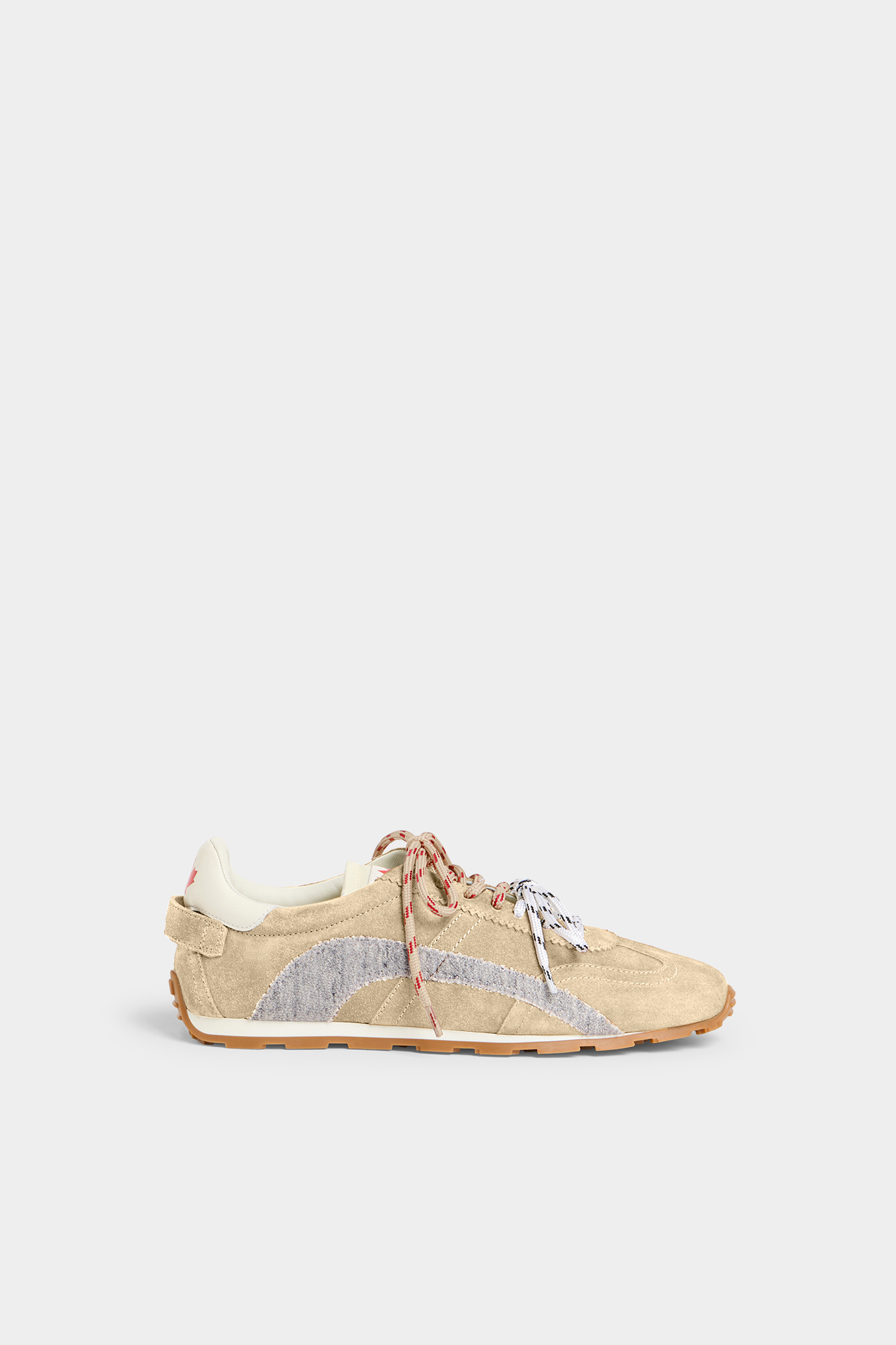 DC-642 Sneakers
