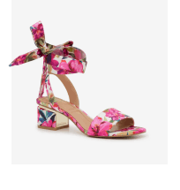 Display Images for Real Time Content