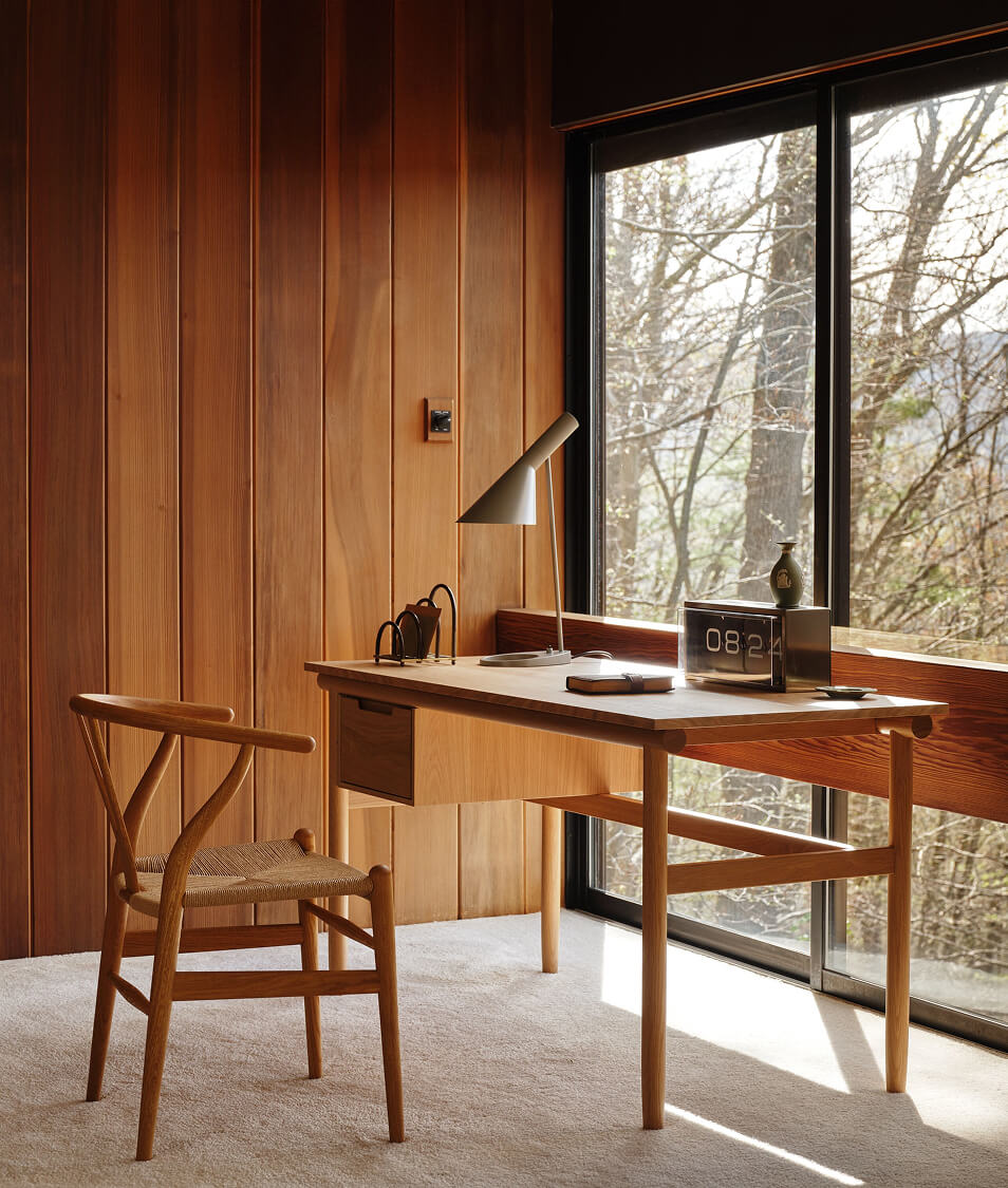 Oak or Walnut
