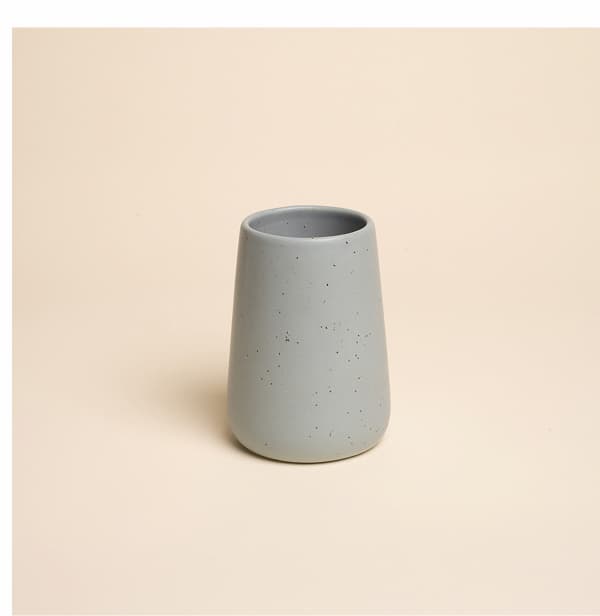 Slope Vase in Pebble