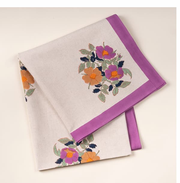 Dia Tablecloth