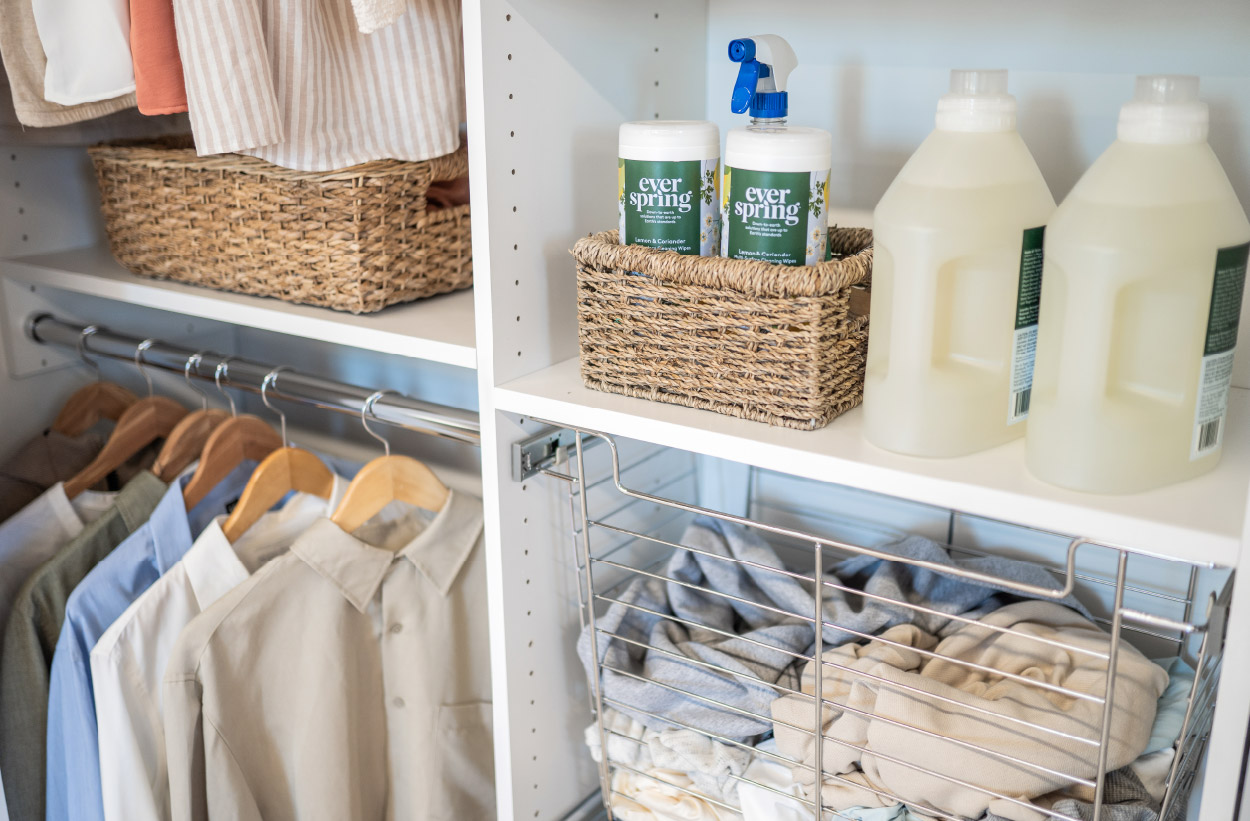 EasyClosets Laundry 