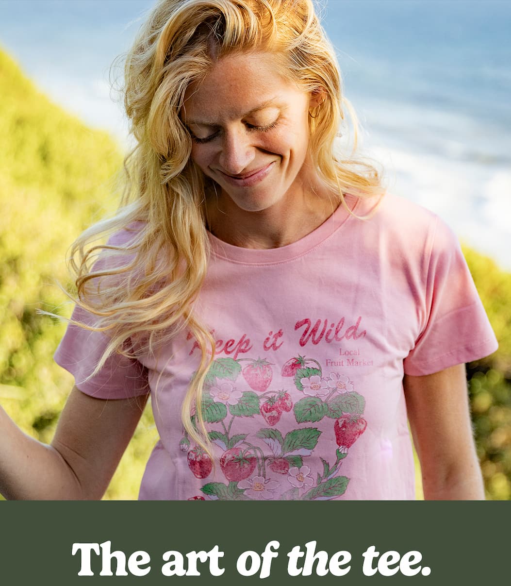 Women's Graphic T-Shirt - Berry