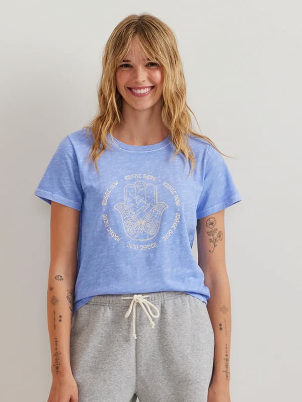 Women's Graphic T-Shirt - Right Here Right Now