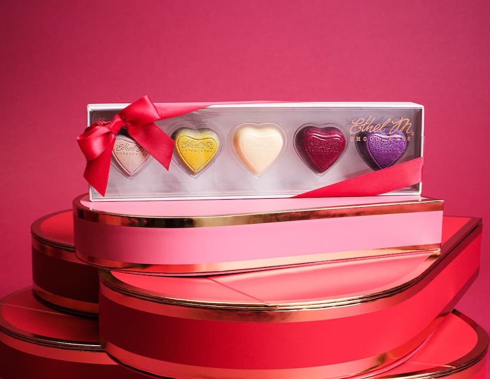 Gift our 5pc Love Collection this Valentines Day. Featuring filled heart shaped gems!