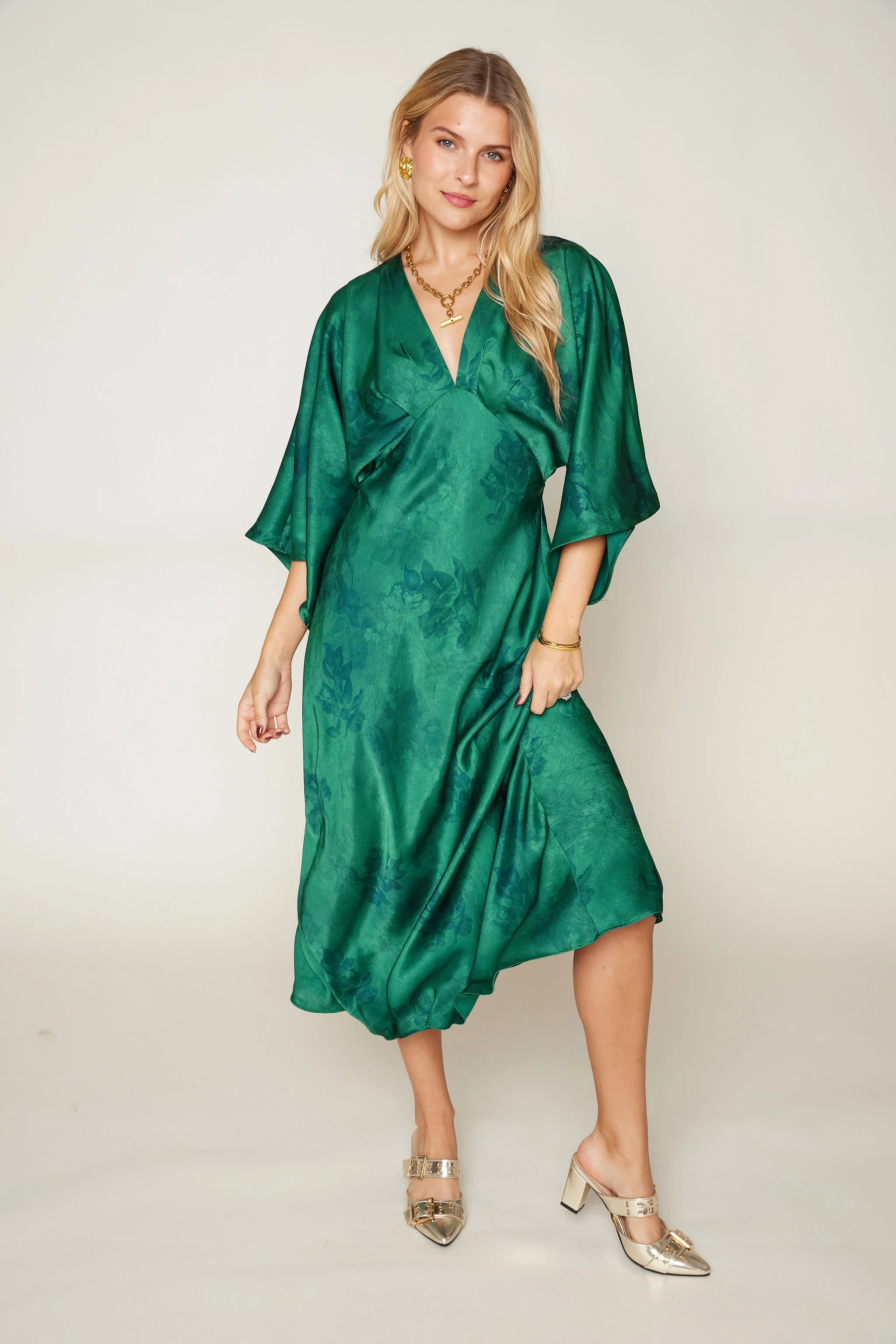 Image of Elizabeth Kimono Sleeve Midi Dress