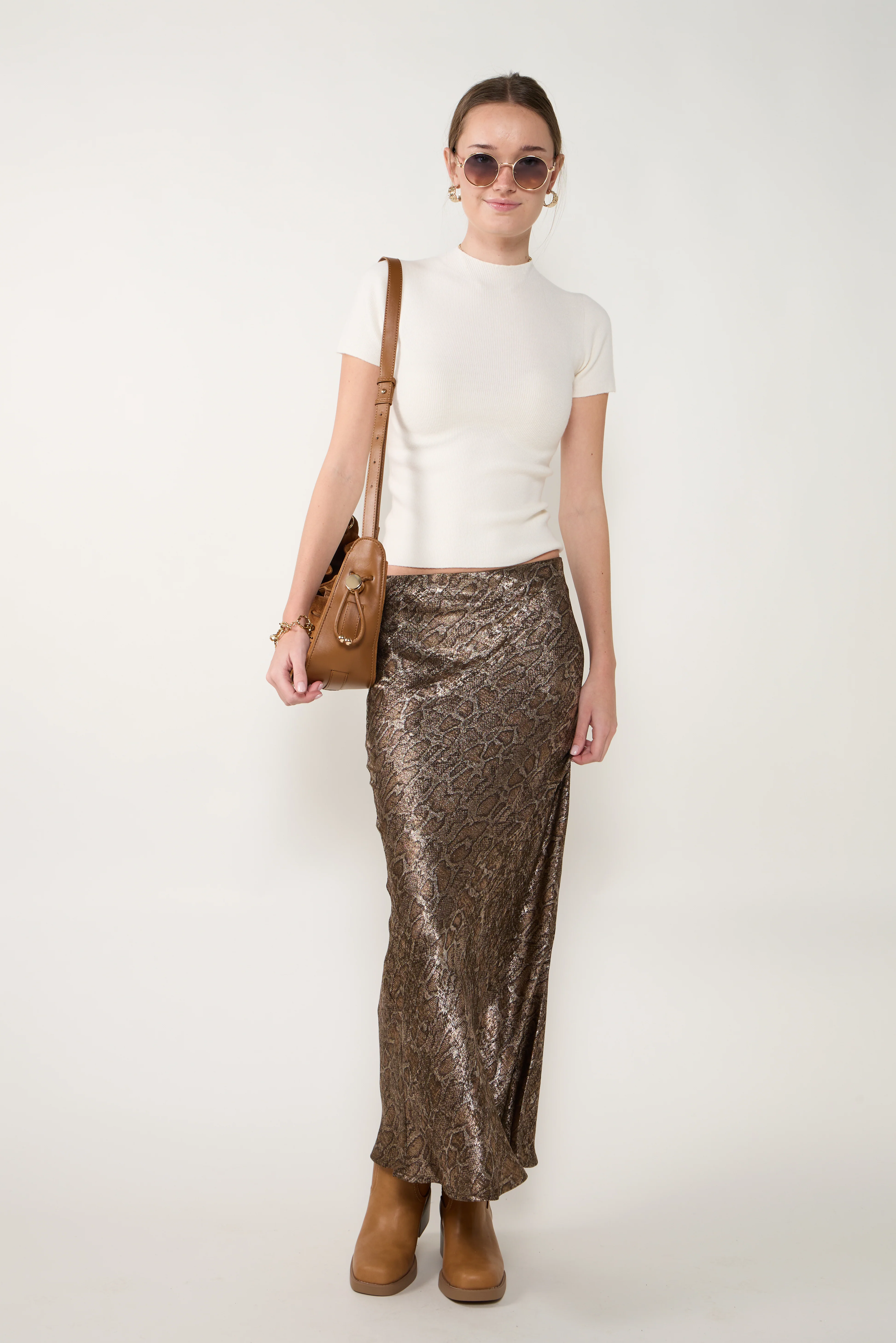 Image of Lucia Elastic Band Midi Skirt