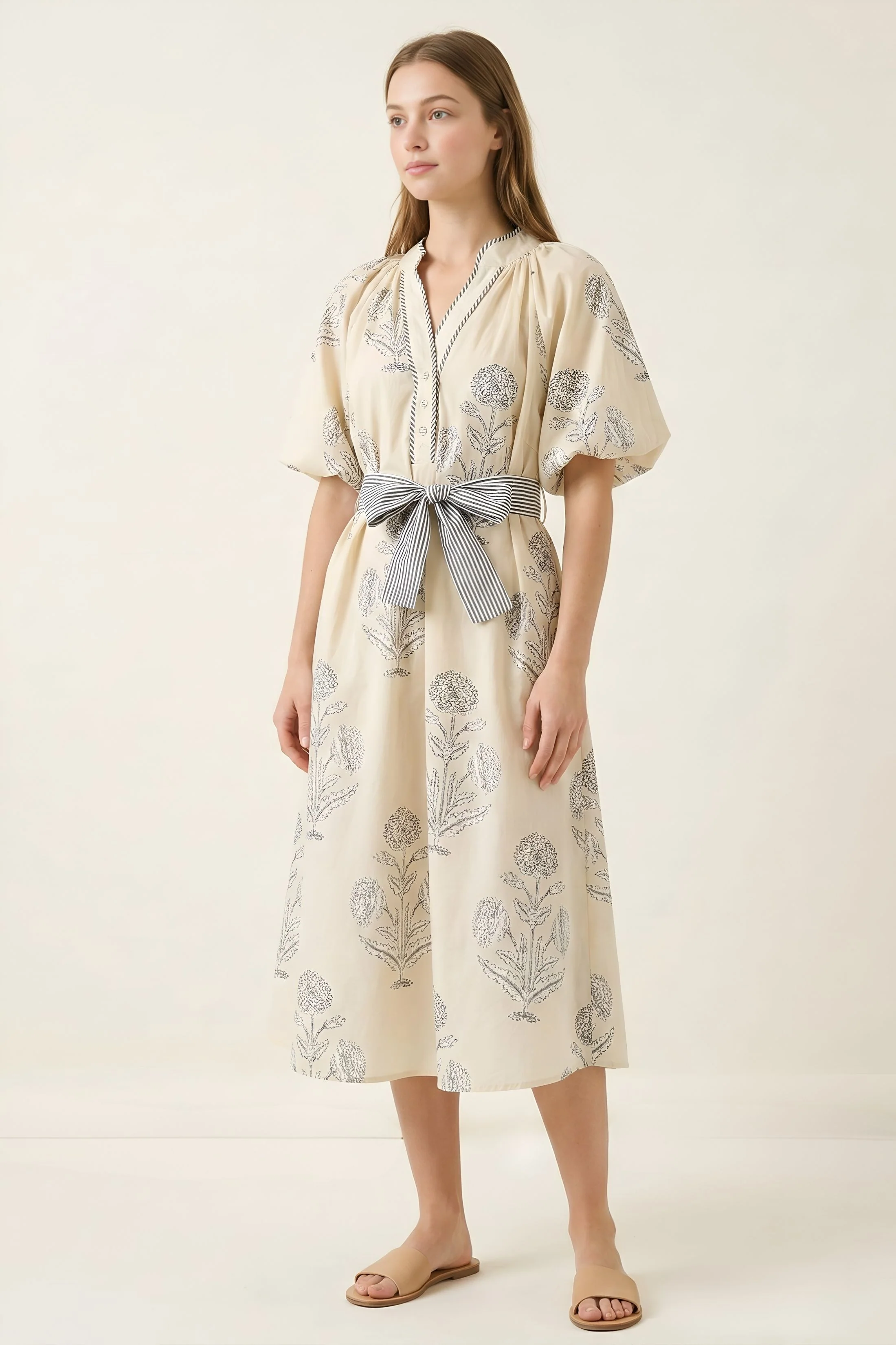 Image of Brynlee Floral Print V-Neck Maxi Dress
