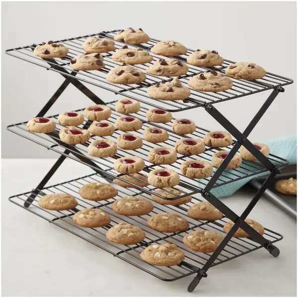 Wilton Gold 3-Tier Collapsible Cooling Grid