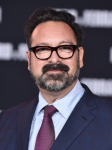 Image of James Mangold wearing a suit at an event