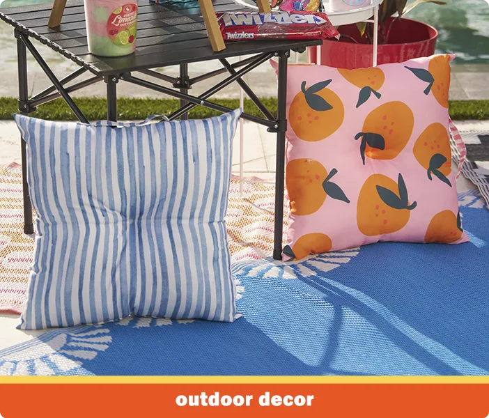 outdoor decor