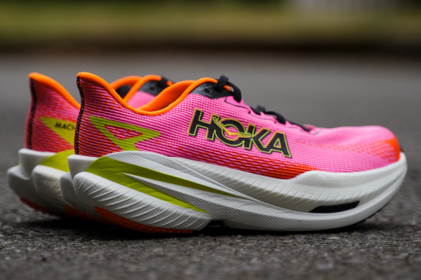 HOKA Mach X 3