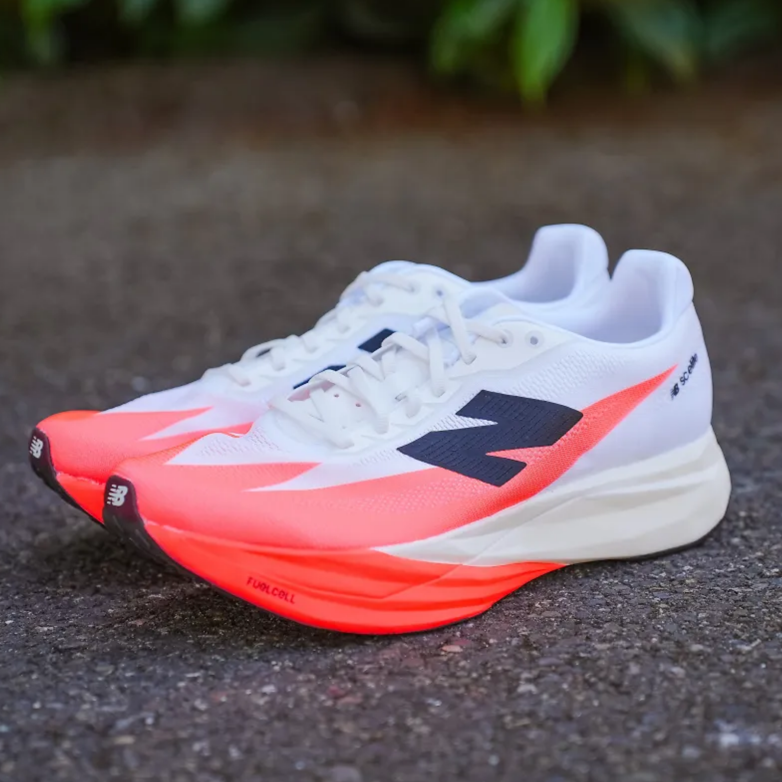 New Balance FuelCell SuperComp Elite v5