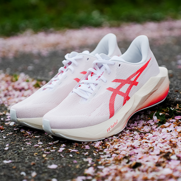 Women's ASICS Novablast 6