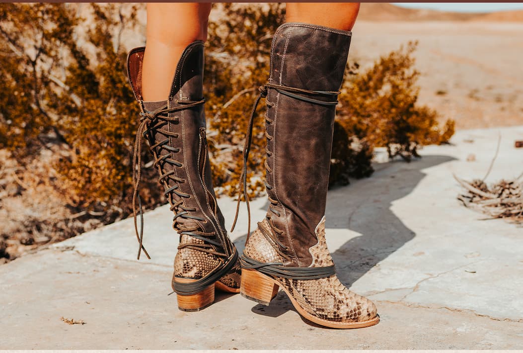 COAL Black Beige Python