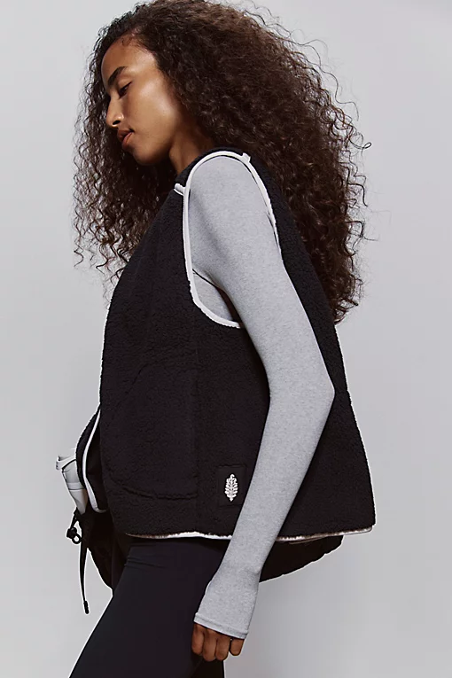 Keep It Cozy Fleece-Vest