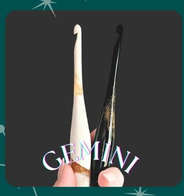 Gemini: 1 white/gold hook, 1 black/gold hook