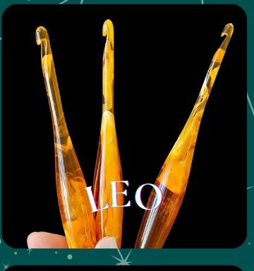 Leo: 3 honey colored crochet hooks