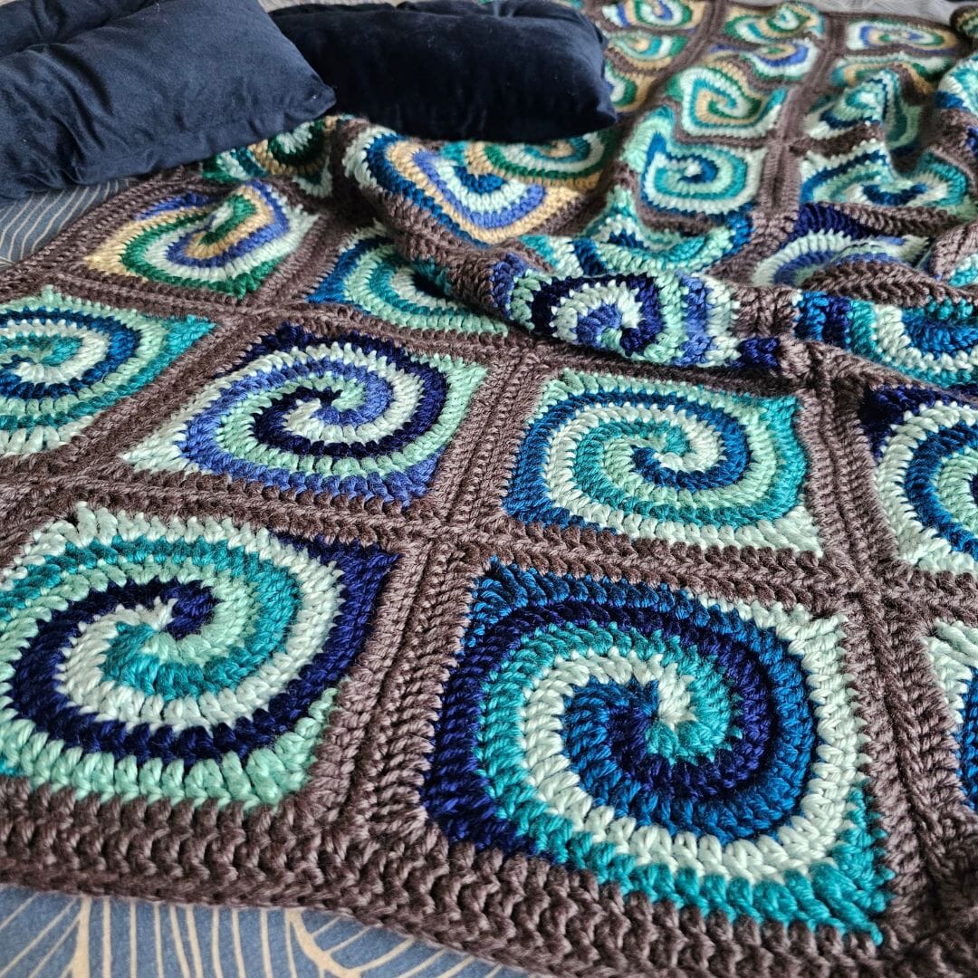 Image of Spiraling Blocks Blanket Wander Kit