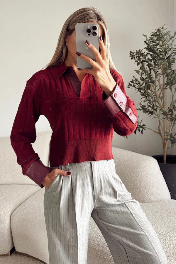 LOLA SWEATER