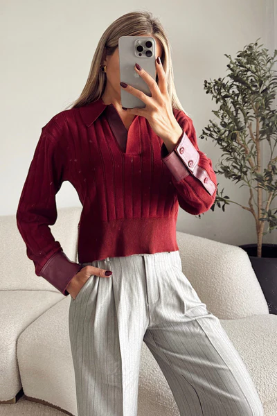 LOLA SWEATER