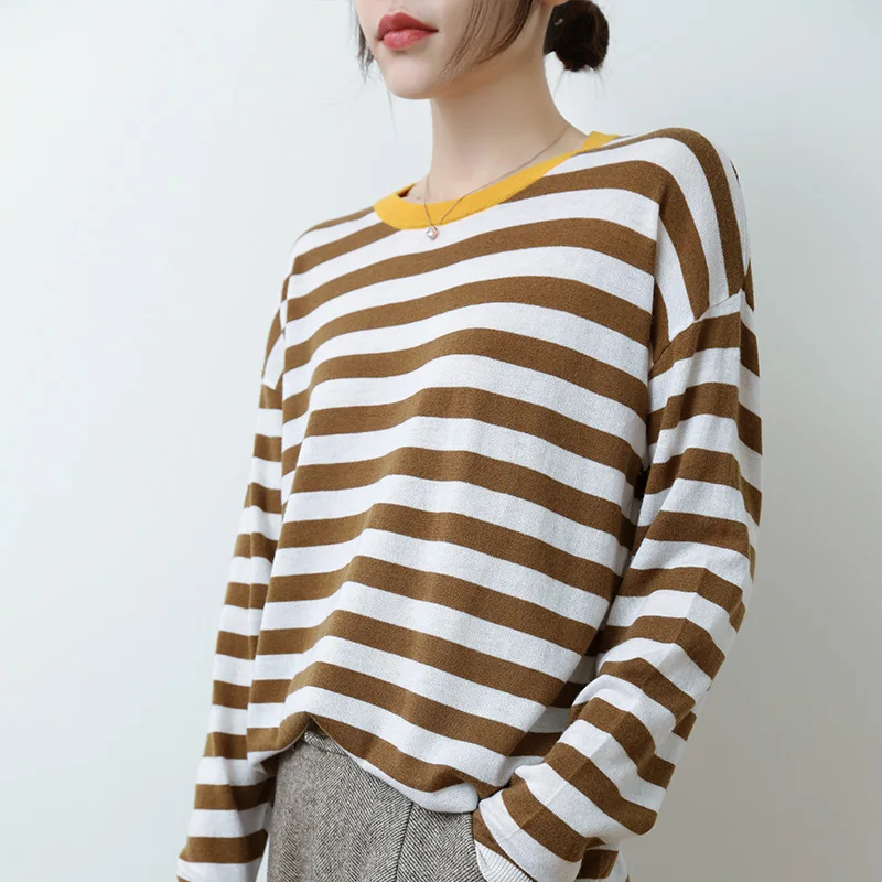 Image of Round-Neck Wool Striped Pullover Sweater
